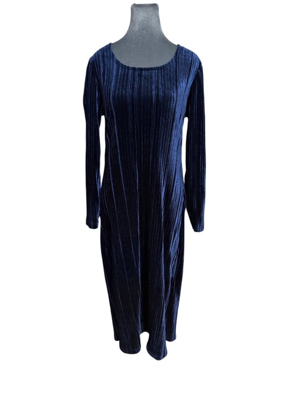 Avon Vintage Blue Long-Sleeve Pleated Velvet Midi Dress